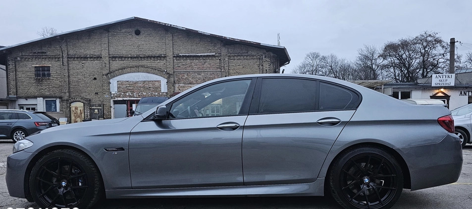 BMW Seria 5 cena 69900 przebieg: 177000, rok produkcji 2011 z Tuszyn małe 172